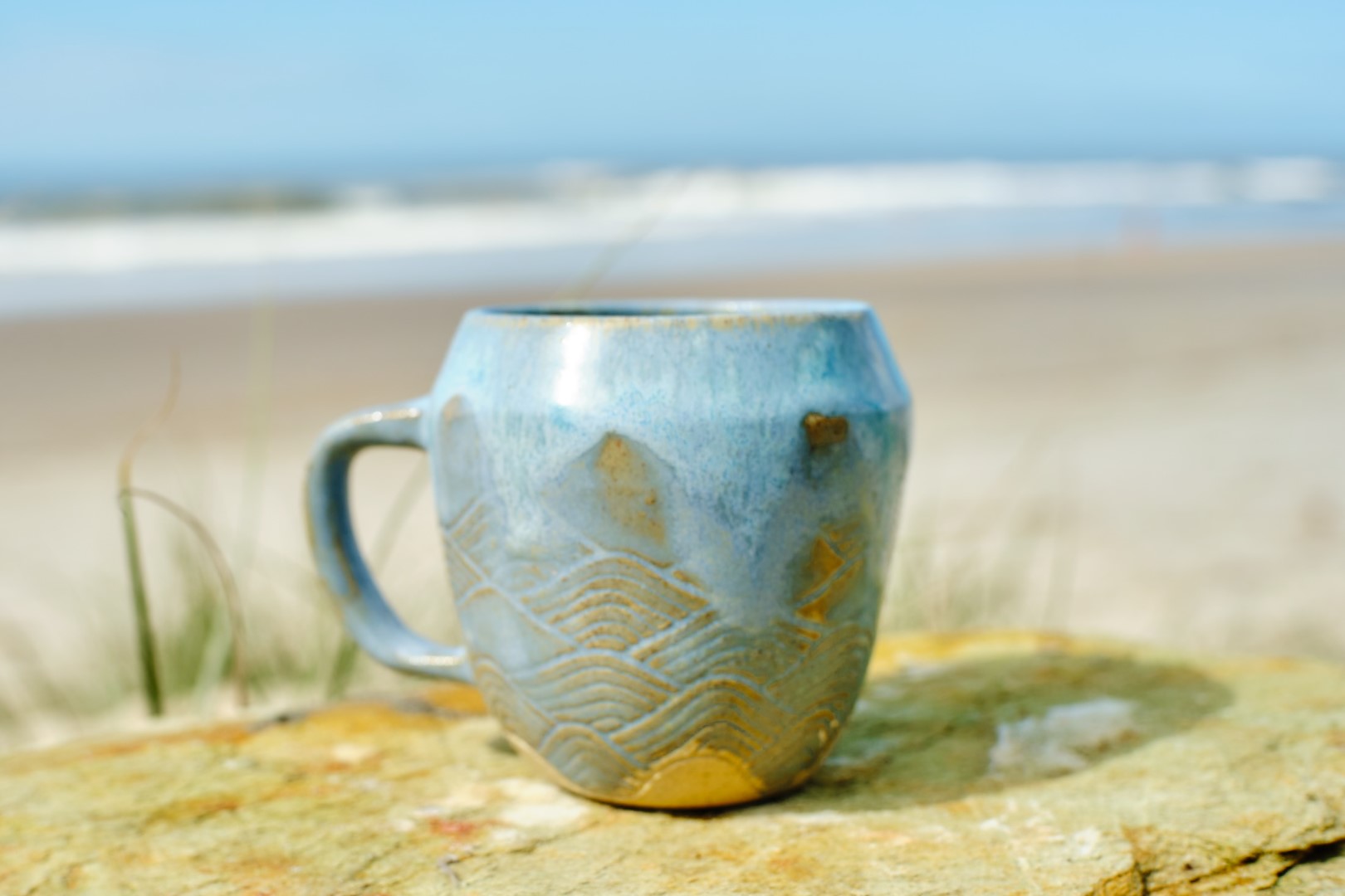 Dream beach mug - Image 2