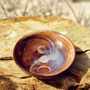 Grounded duality dish